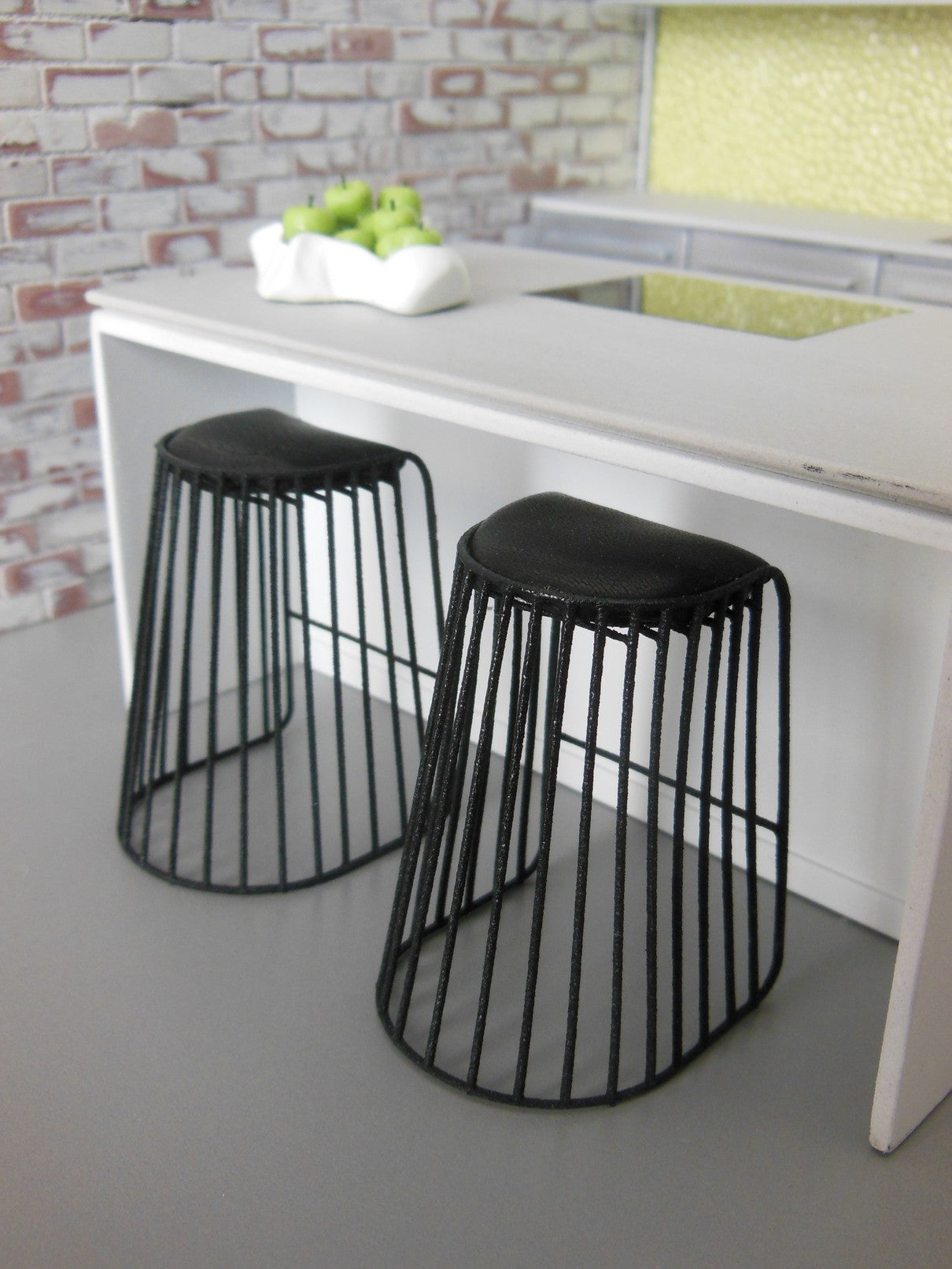 Bride's Veil Counter Stool Black/Black