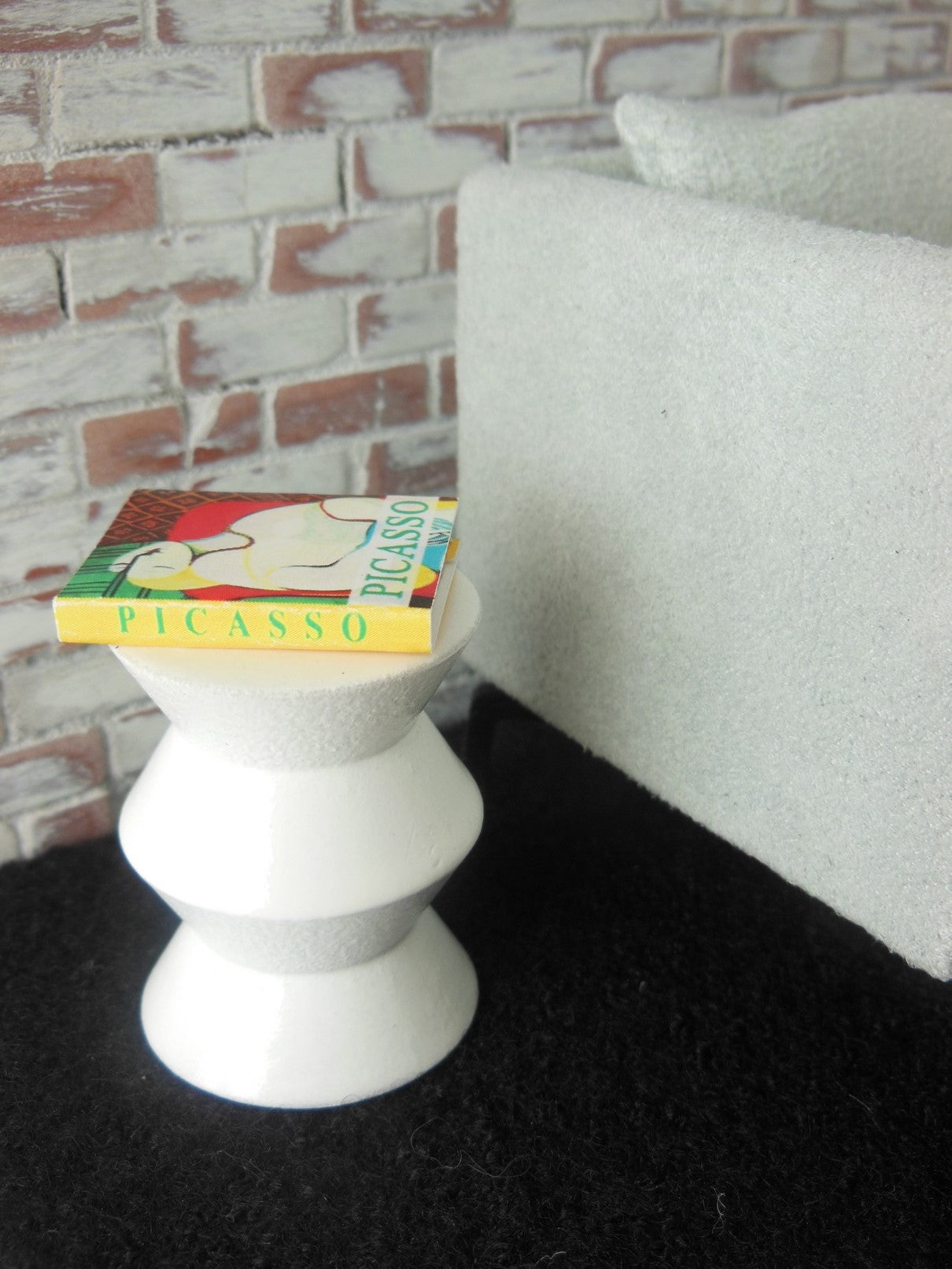 Nova Stool in White