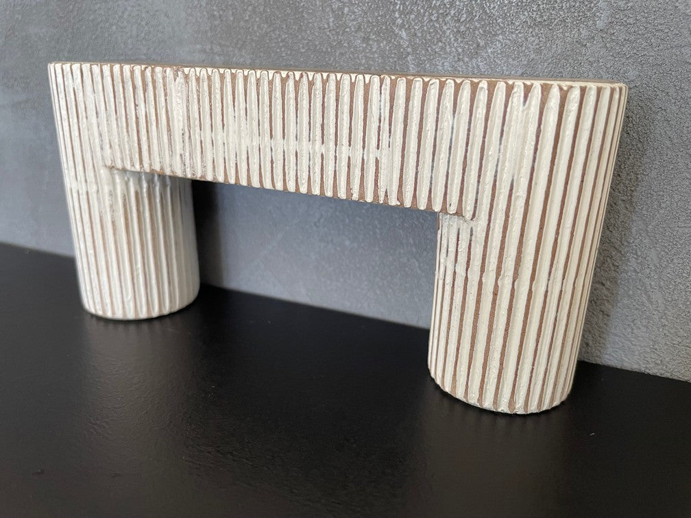 Ondra Console Table