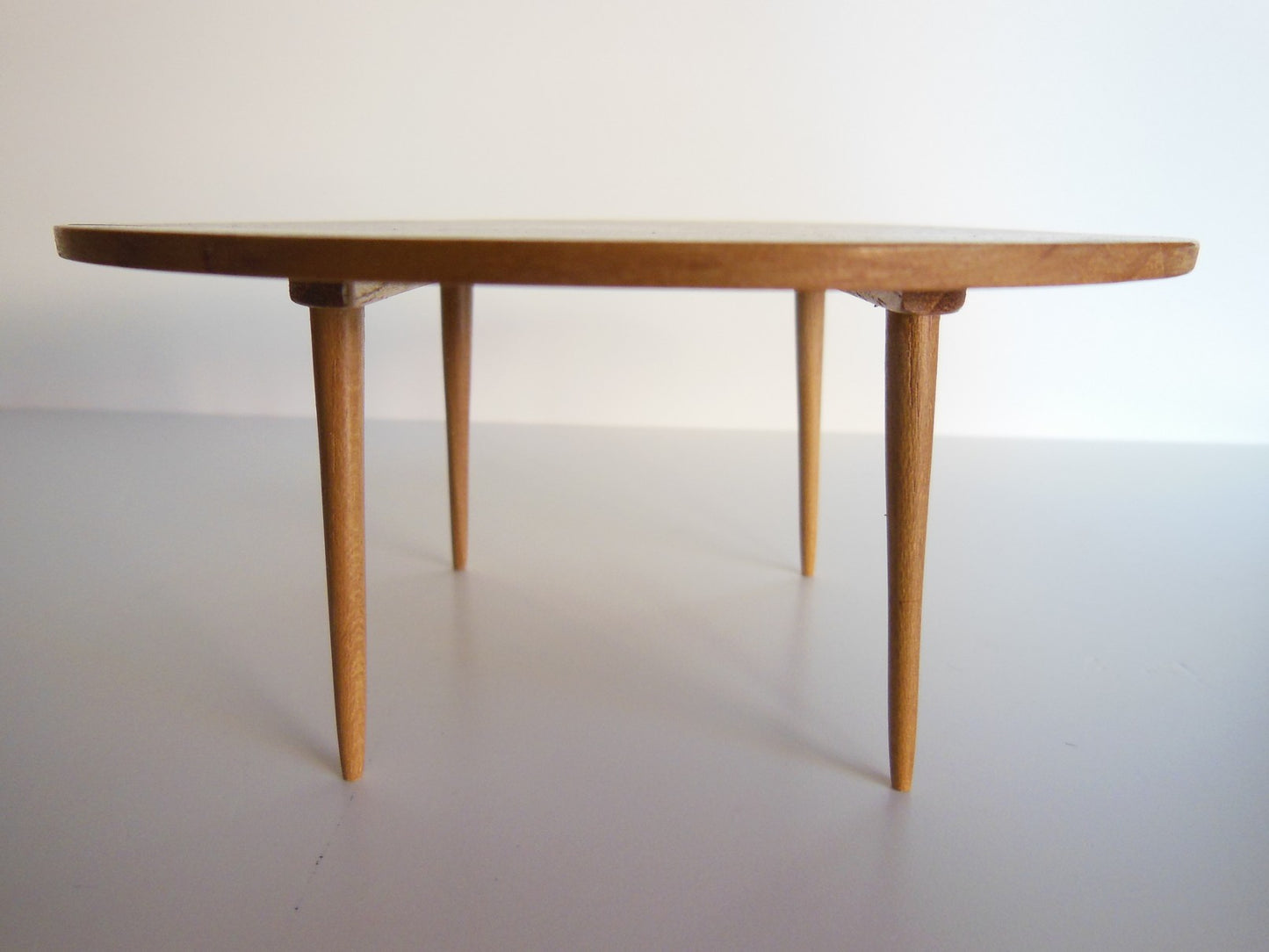 Rosum Dining Table in Teak