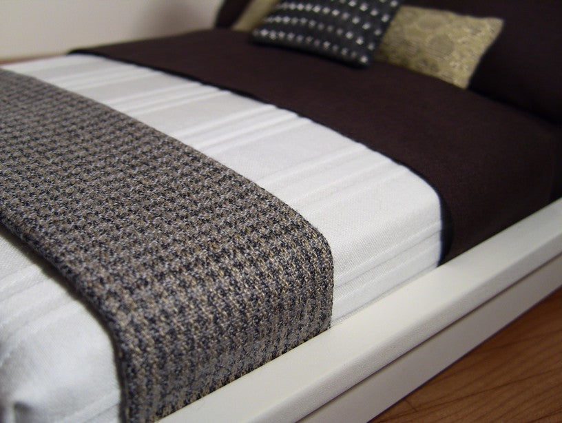 Houndstooth Throw