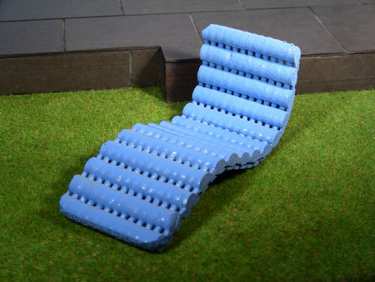 Ribb Chaise in Blue