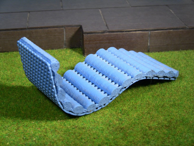 Ribb Chaise in Blue