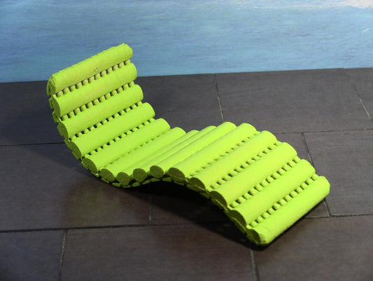 Ribb Chaise in Green