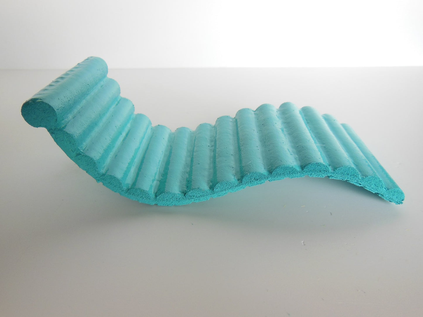 Ribb Chaise in Aqua