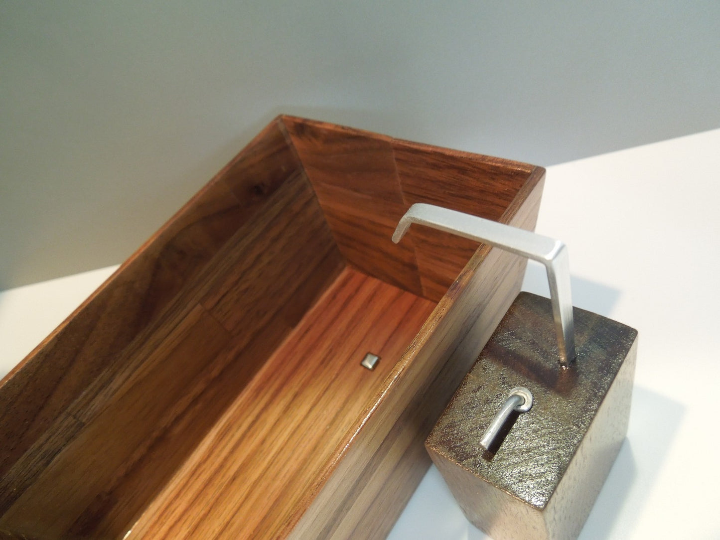Adagio Tub in Walnut