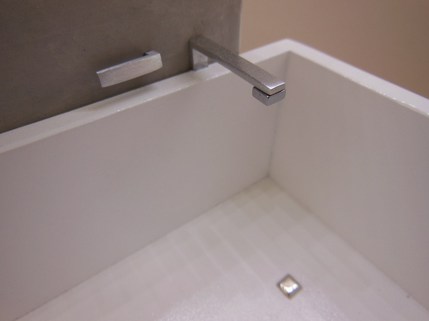 Toki Tub with Concrete Backwall