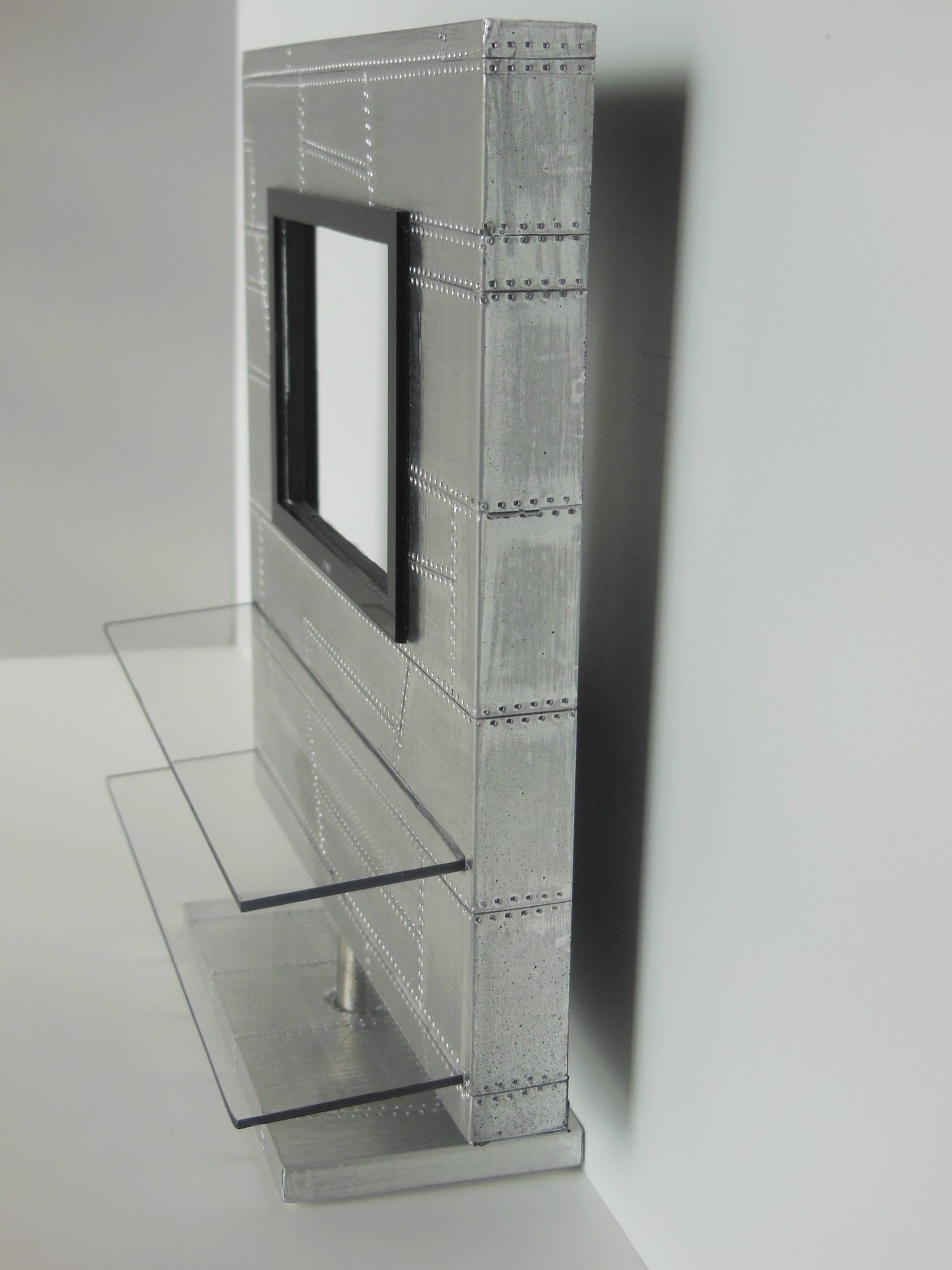 Aviator Entertainment Unit
