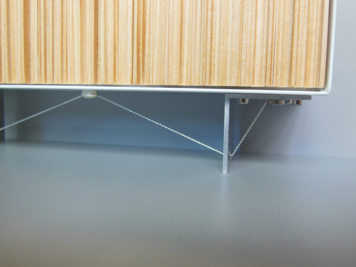 Ribbed Console in Cypress