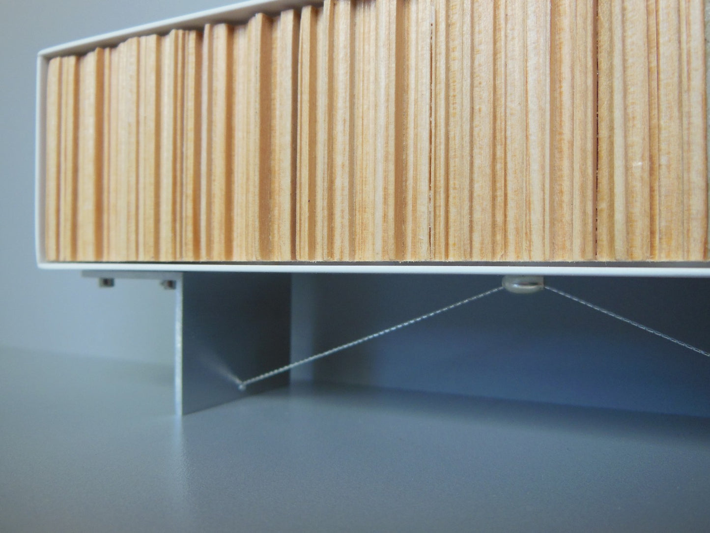 Ribbed Console in Cypress