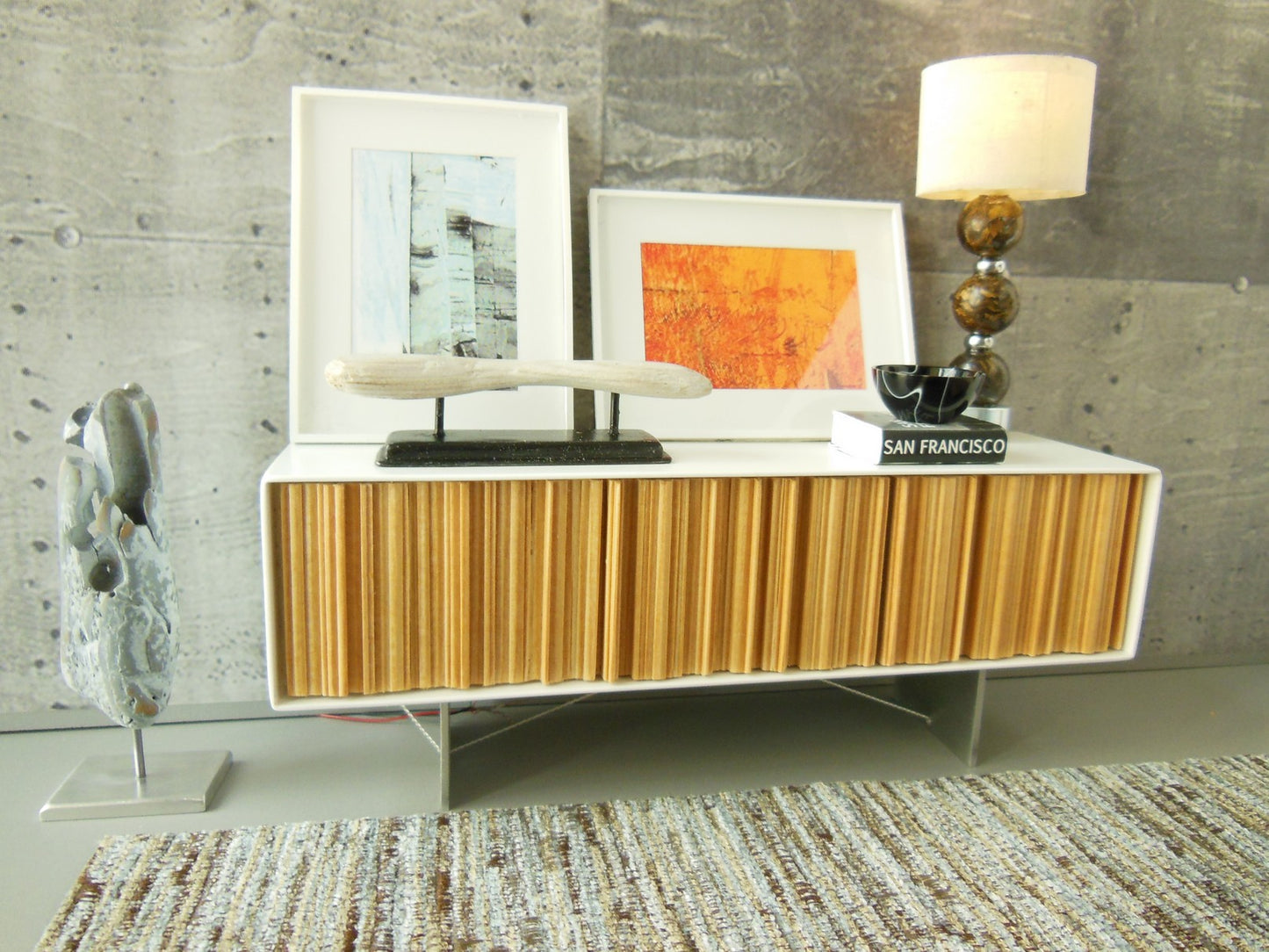 Ribbed Console in Cypress