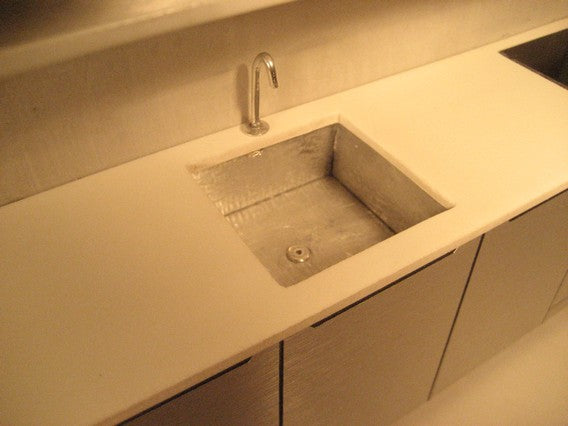 Efficiency Kitchen with Upper Cabinet
